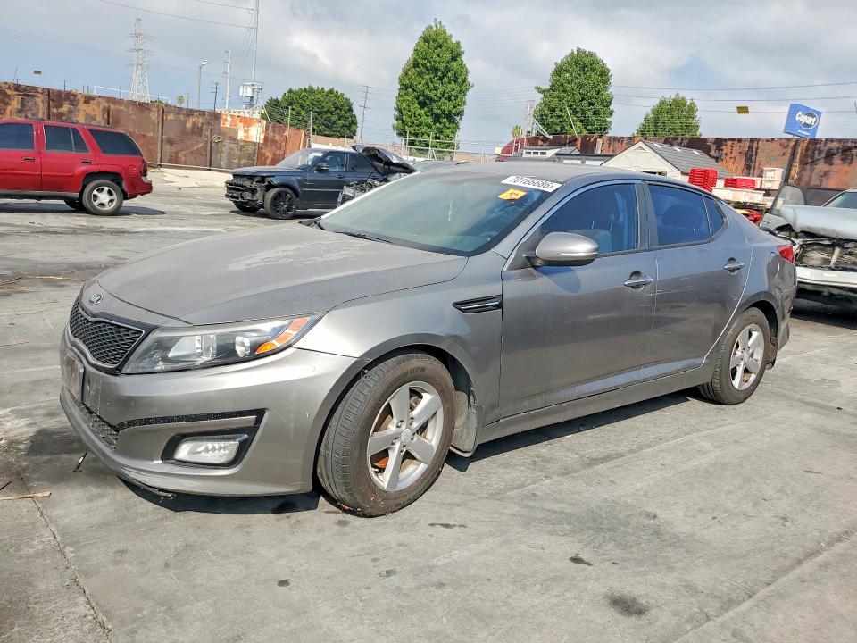 KIA OPTIMA 2015 with VIN 5XXGM4A76FG373881 - Photo from auction