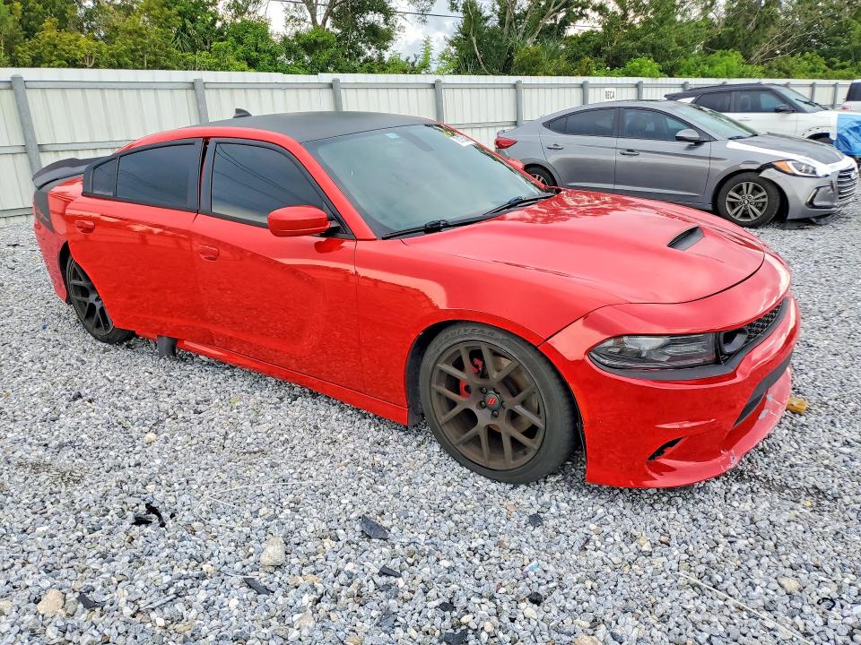 Снимка 4 от търг – 2017 DODGE CHARGER с VIN 2C3CDXCT9HH545707
