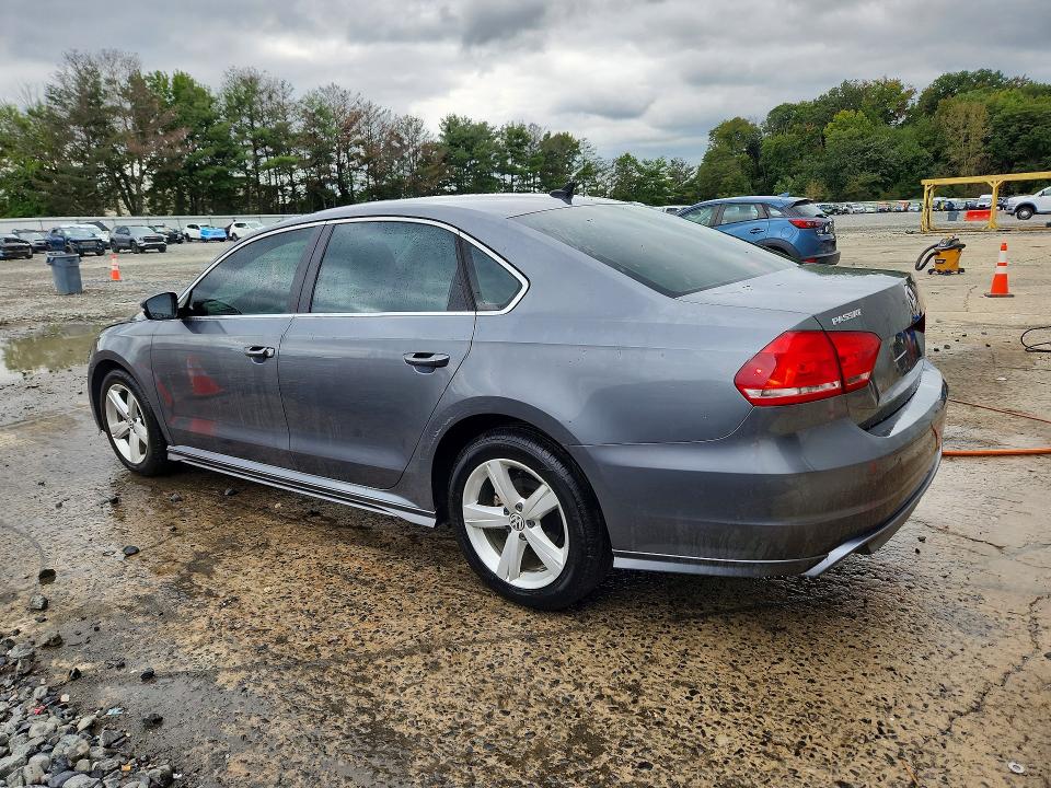 Photo 2 from auction – 2013 VOLKSWAGEN PASSAT with VIN 1VWBP7A36DC081903