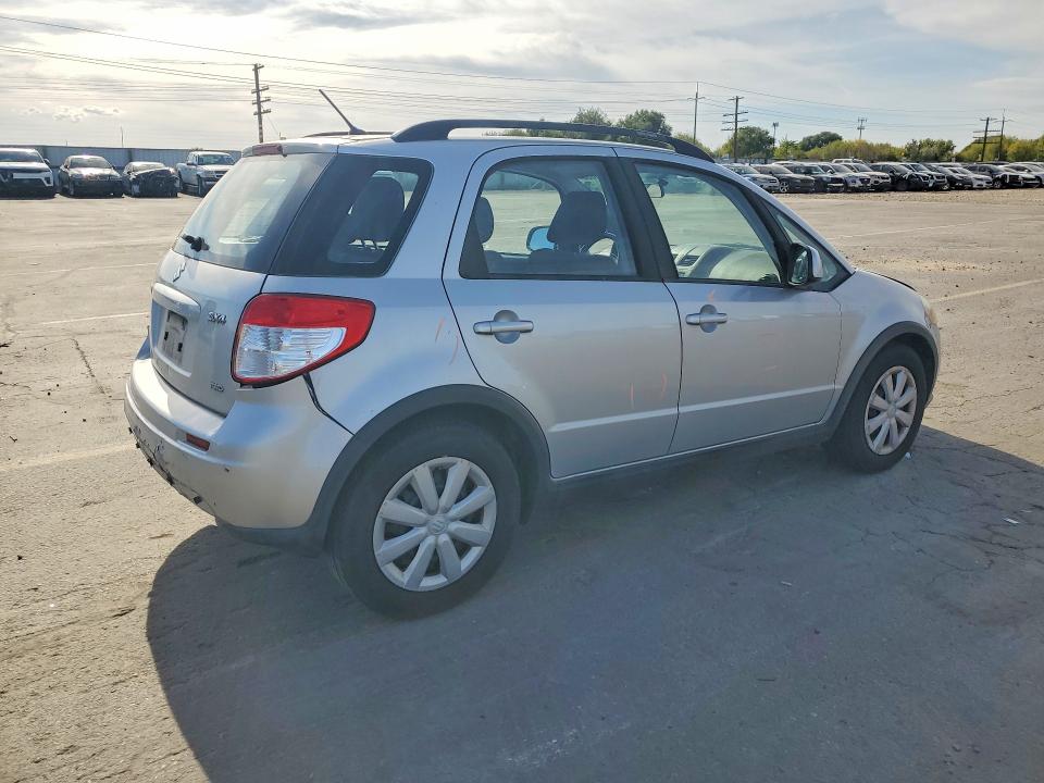 صورة رقم 3 من المزاد - 2011 SUZUKI SX4 مع VIN JS2YB5A37B6302054