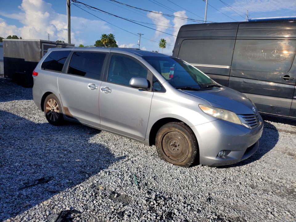 Photo 4 from auction – 2011 TOYOTA SIENNA with VIN 5TDYK3DC9BS097119