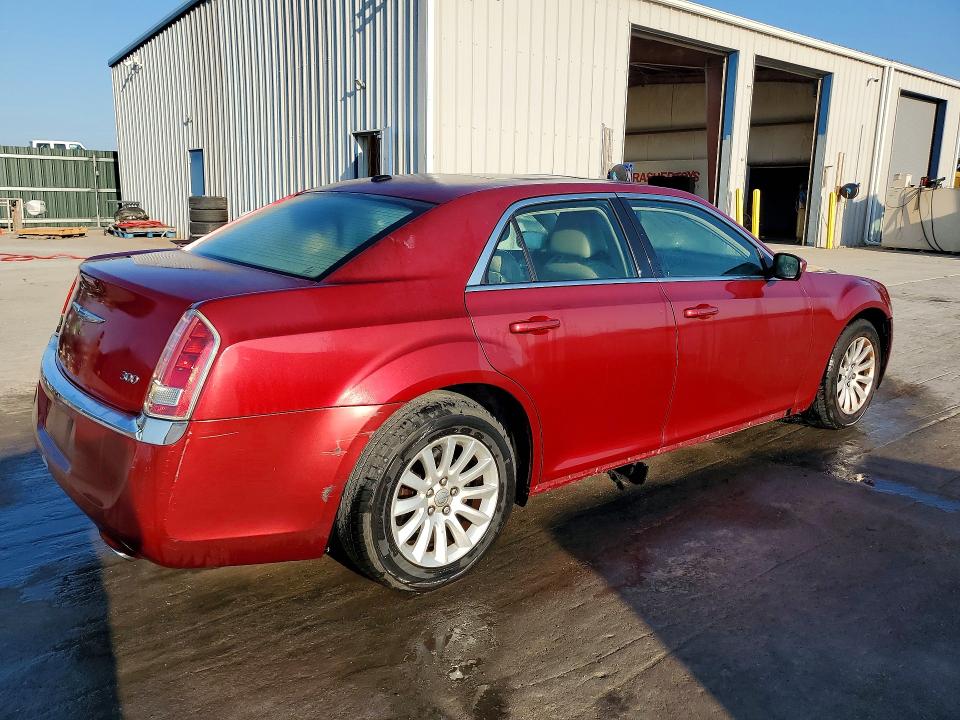 Foto 3 de la subasta – 2013 CHRYSLER 300 con VIN 2C3CCAAG0DH709829