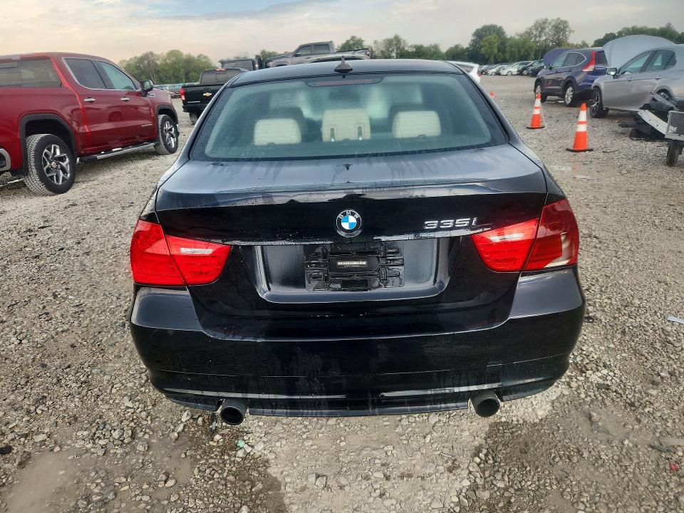 Zdjęcie 6 z aukcji – 2011 BMW 335 z VIN WBAPL5G51BNN23941