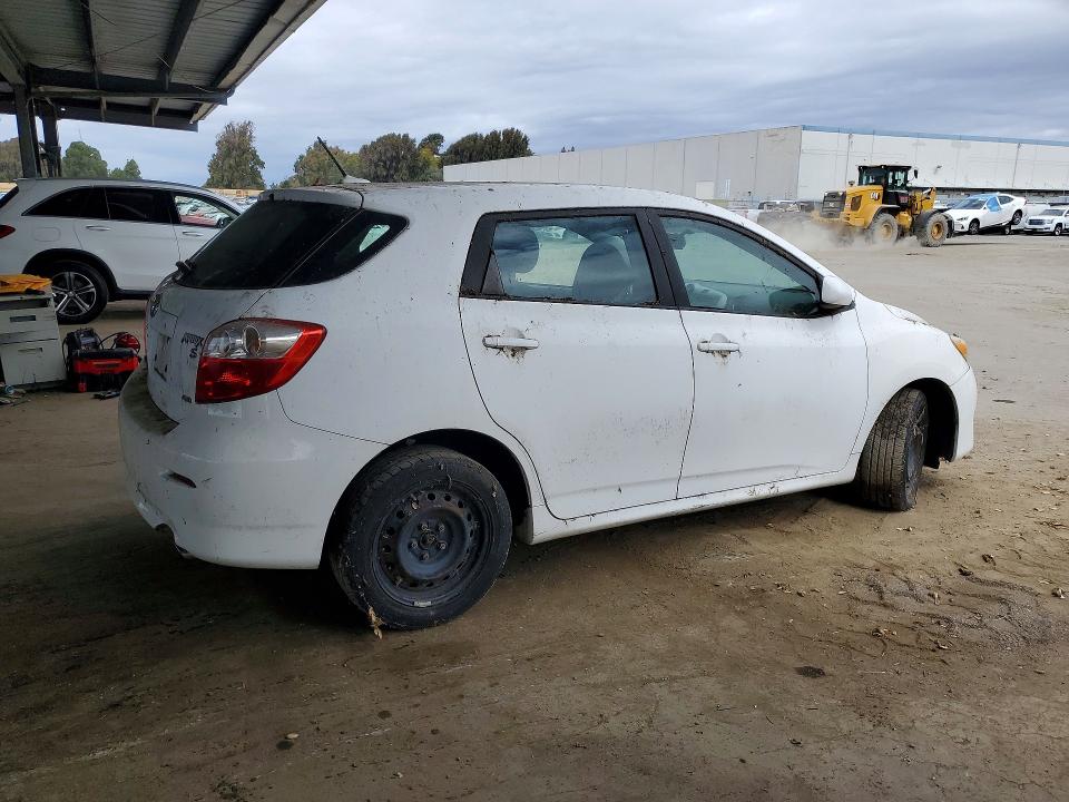 Photo 3 from auction – 2010 TOYOTA COROLLA MATRIX with VIN 2T1LE4EE4AC018308