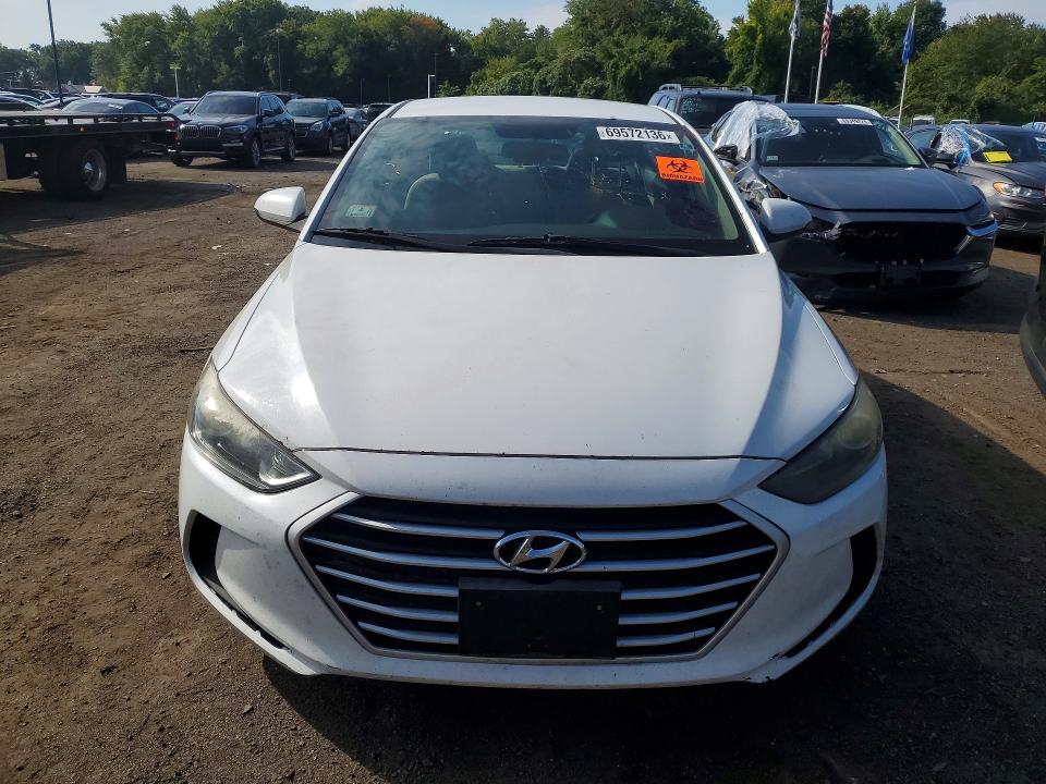 Photo 5 from auction – 2017 HYUNDAI ELANTRA with VIN 5NPD84LF9HH159504