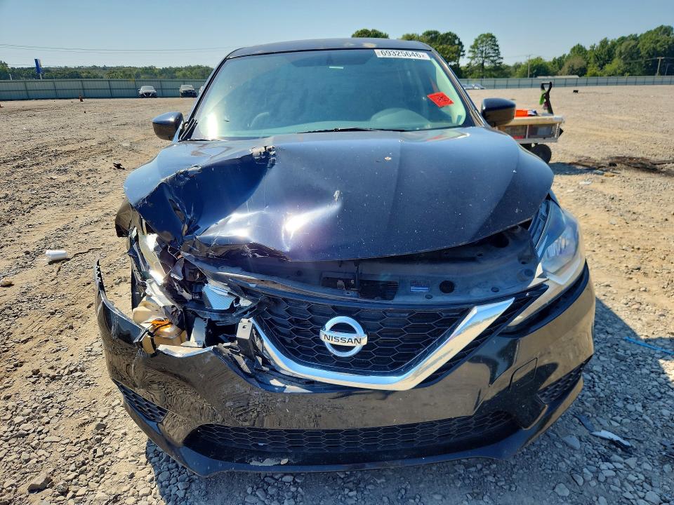 Снимка 5 от търг – 2017 NISSAN SENTRA с VIN 3N1AB7AP8HY266129