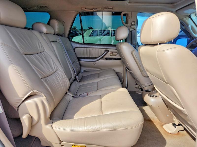 Photo 11 from auction – 2003 TOYOTA SEQUOIA with VIN 5TDBT48A73S181877