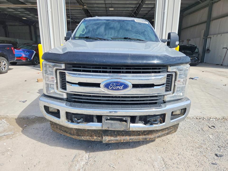 Снимка 5 от търг – 2019 FORD F250 с VIN 1FT7W2BT6KEC65947