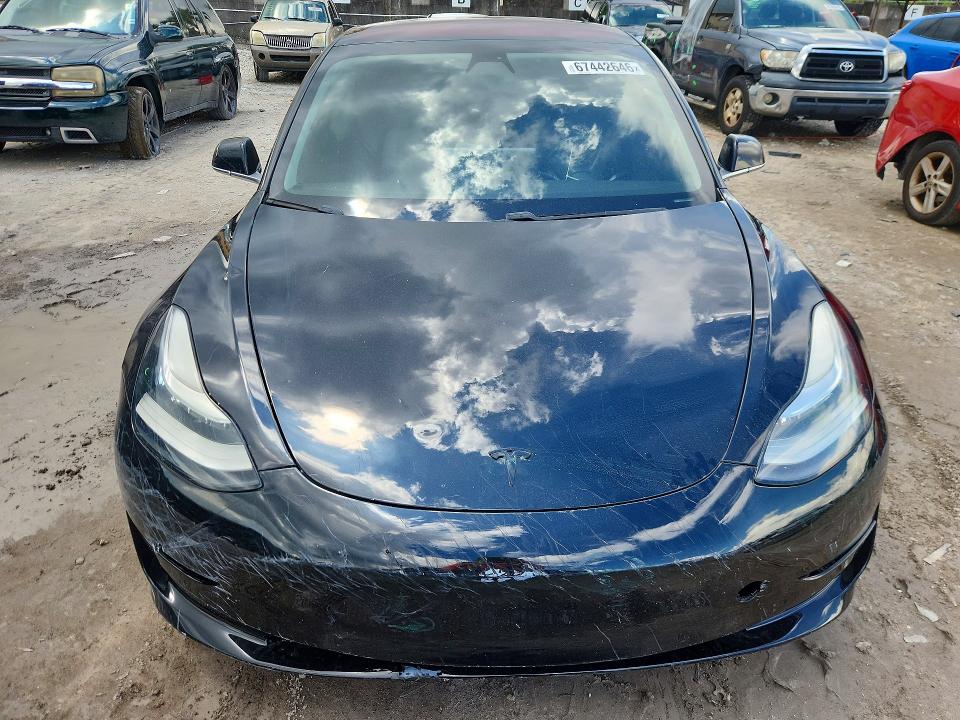 Photo 5 from auction – 2018 TESLA MODEL 3 with VIN 5YJ3E1EA1JF023487