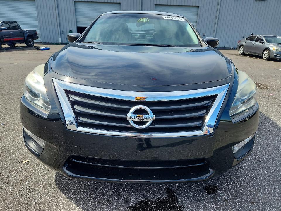 Снимка 5 от търг – 2015 NISSAN ALTIMA с VIN 1N4AL3AP9FC128971