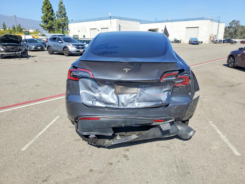 صورة رقم 6 من المزاد - 2023 TESLA MODEL Y مع VIN 7SAYGDEE0PF637835