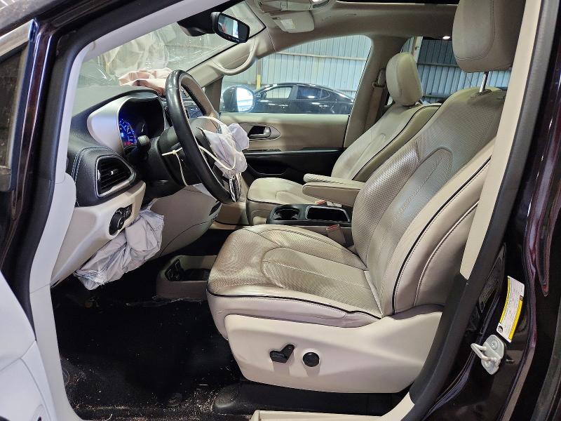 Фото 7 с аукциона – 2018 CHRYSLER PACIFICA с VIN 2C4RC1N77JR127149