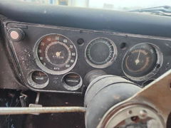 Photo 9 from auction – 1967 CHEVROLET T-SERIES with VIN CE147B10973000000