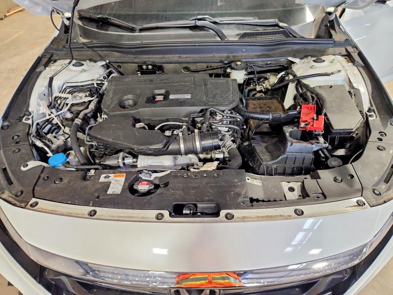 Снимка 11 от търг – 2018 HONDA ACCORD с VIN 1HGCV2F90JA006703