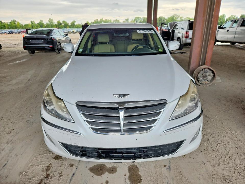 Photo 5 from auction – 2013 HYUNDAI GENESIS with VIN KMHGC4DD7DU258360
