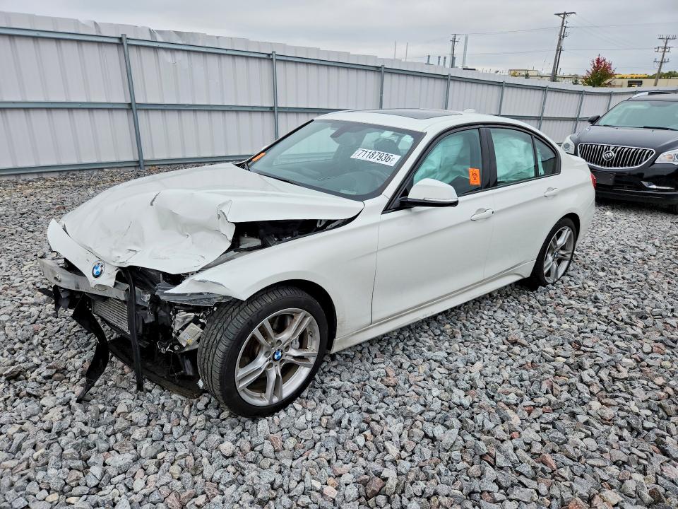 BMW 328 2015 z numerem VIN WBA3B3C58FF548248 - Zdjęcie z aukcji