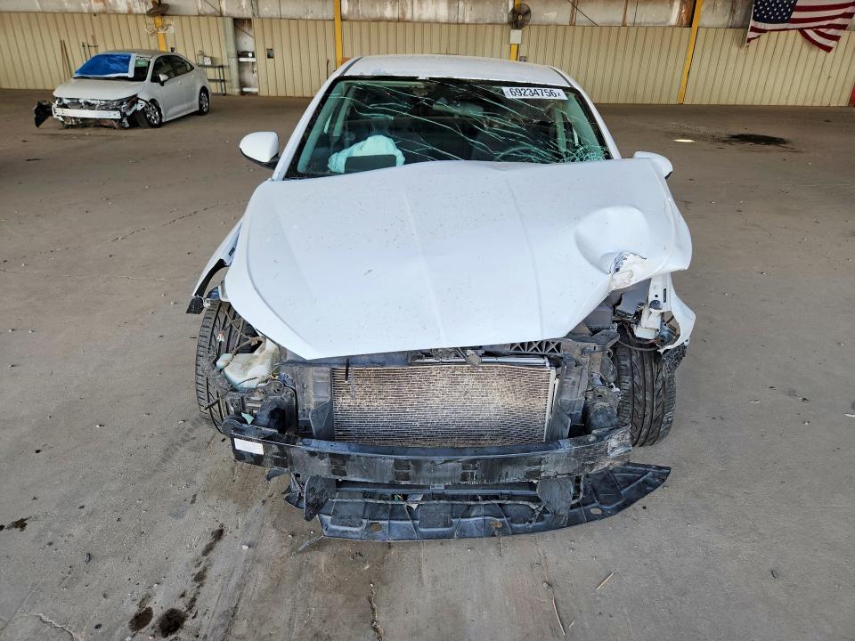 Снимка 5 от търг – 2020 HYUNDAI ELANTRA с VIN 5NPD84LF7LH576645