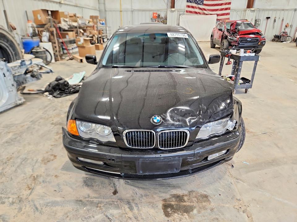 Фото 5 с аукциона – 2001 BMW 330 с VIN WBAAV53481FJ69597