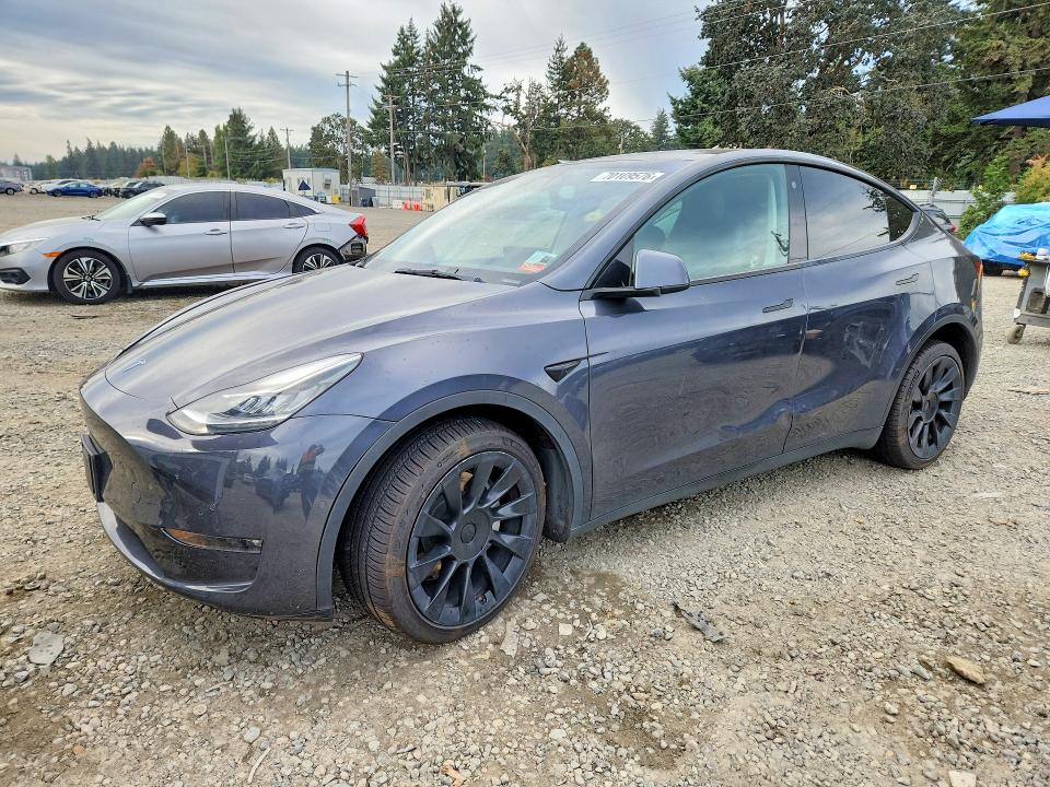 TESLA MODEL Y 2022 с VIN 7SAYGDEEXNF386335 - Снимка от търг