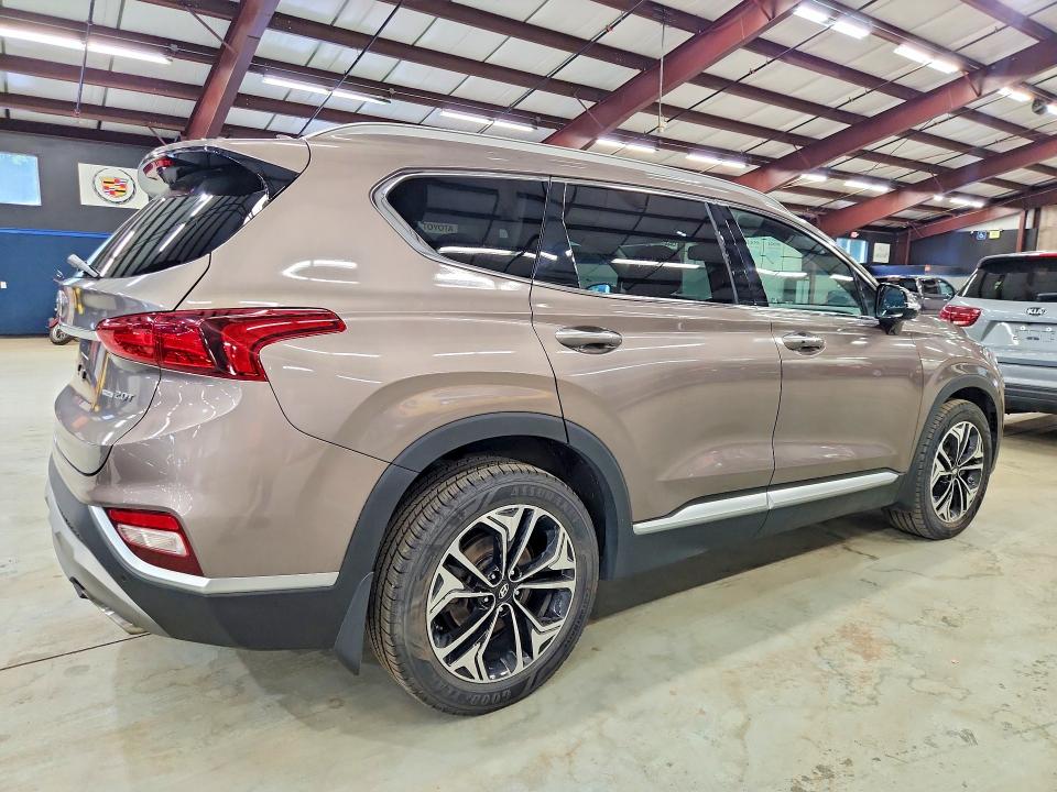 Photo 3 from auction – 2019 HYUNDAI SANTA FE with VIN 5NMS5CAA3KH111308