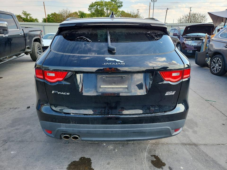 Zdjęcie 6 z aukcji – 2017 JAGUAR F-PACE z VIN SADCJ2BN7HA099067