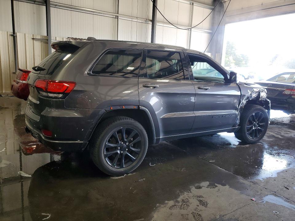 Снимка 3 от търг – 2020 JEEP GRAND CHEROKEE с VIN 1C4RJFAG2LC163898