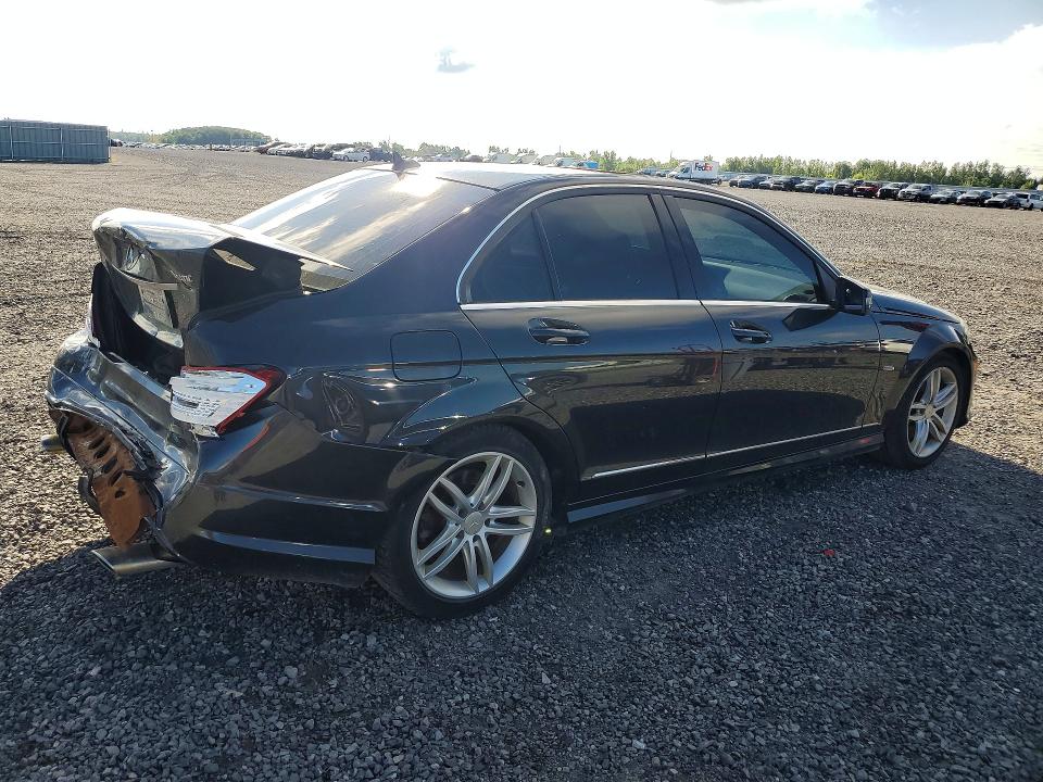 Photo 3 from auction – 2014 MERCEDES-BENZ C with VIN WDDGF8AB2EA950265