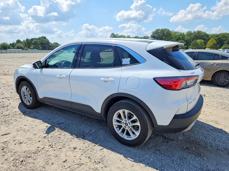 Photo 2 from auction – 2020 FORD ESCAPE with VIN 1FMCU9G60LUA85415