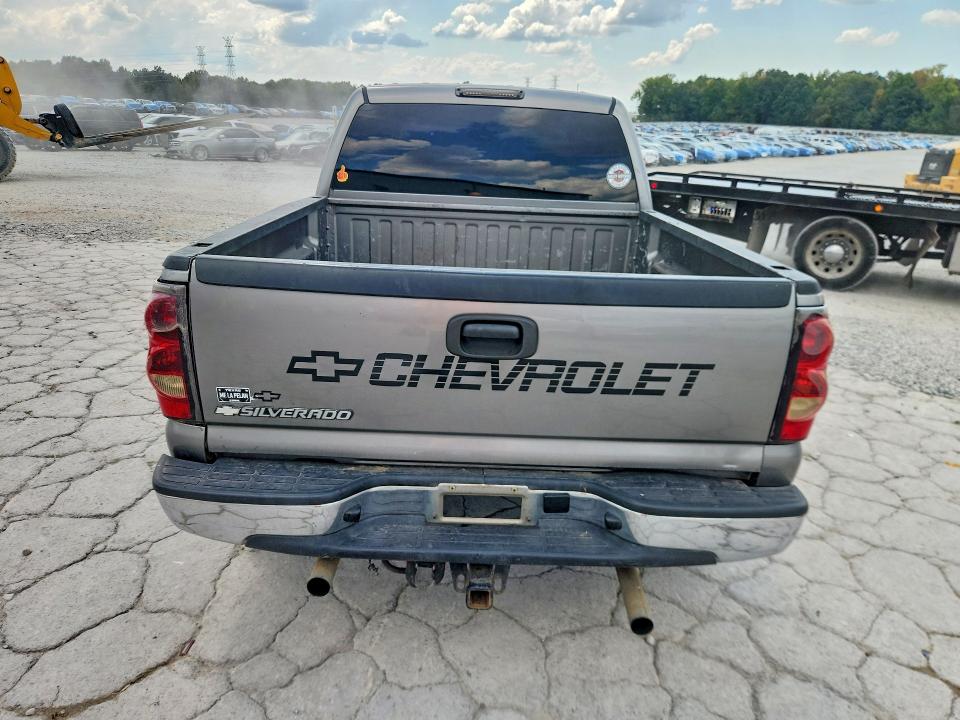 Photo 6 from auction – 2006 CHEVROLET SILVERADO with VIN 2GCEK13V061352988