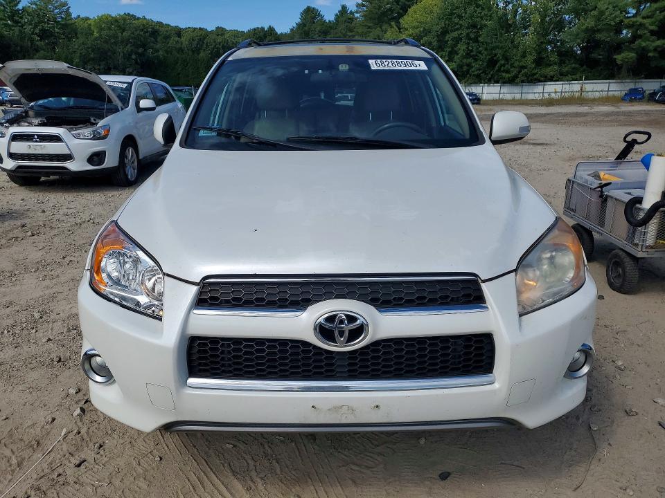 Photo 5 from auction – 2011 TOYOTA RAV4 with VIN 2T3YF4DV7BW092401