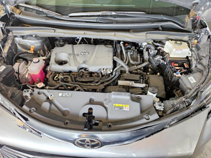 Photo 12 from auction – 2026 TOYOTA SIENNA with VIN 5TDKRKECXTS296627