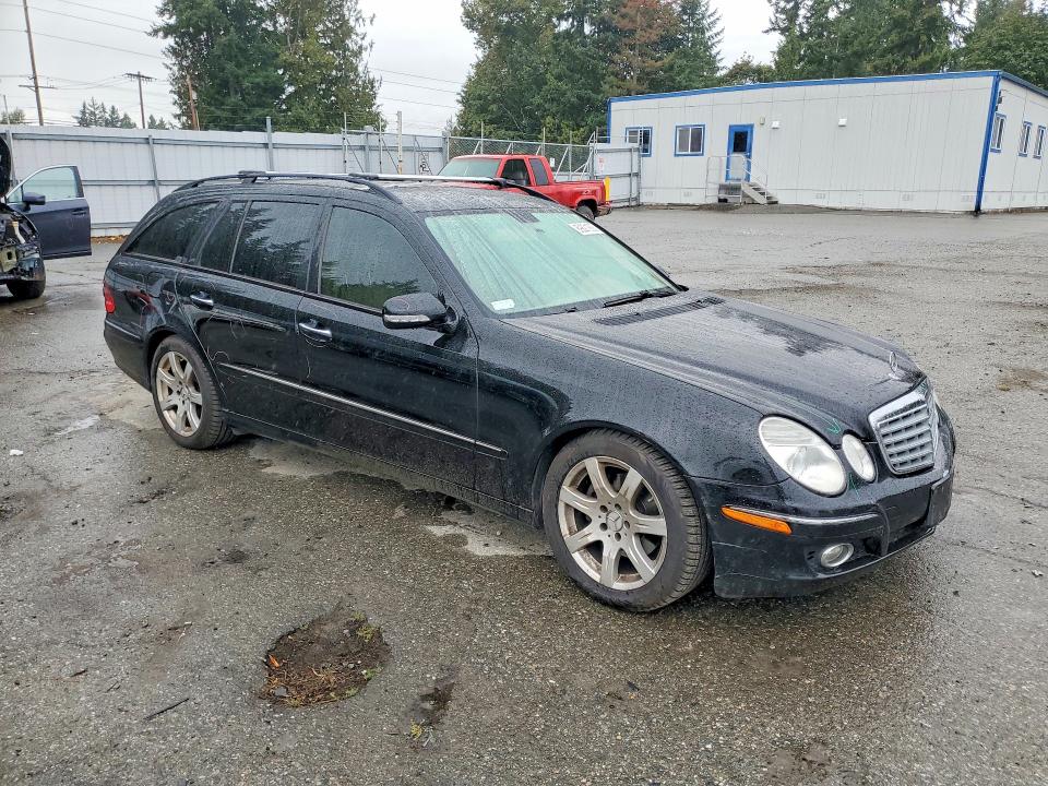 Photo 4 from auction – 2008 MERCEDES-BENZ E with VIN WDBUH87X28B191575