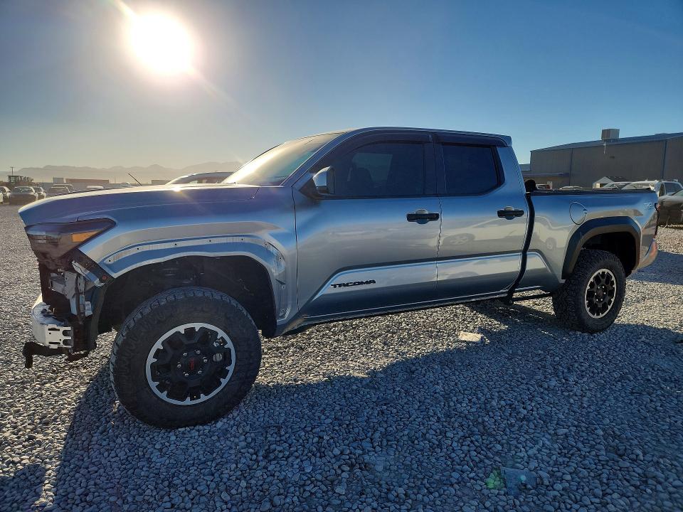 Photo 1 from auction – 2025 TOYOTA TACOMA with VIN 3TMLB5JN0SM097358