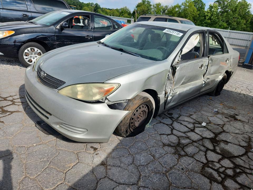 2004 TOYOTA CAMRY - Търг №68635116