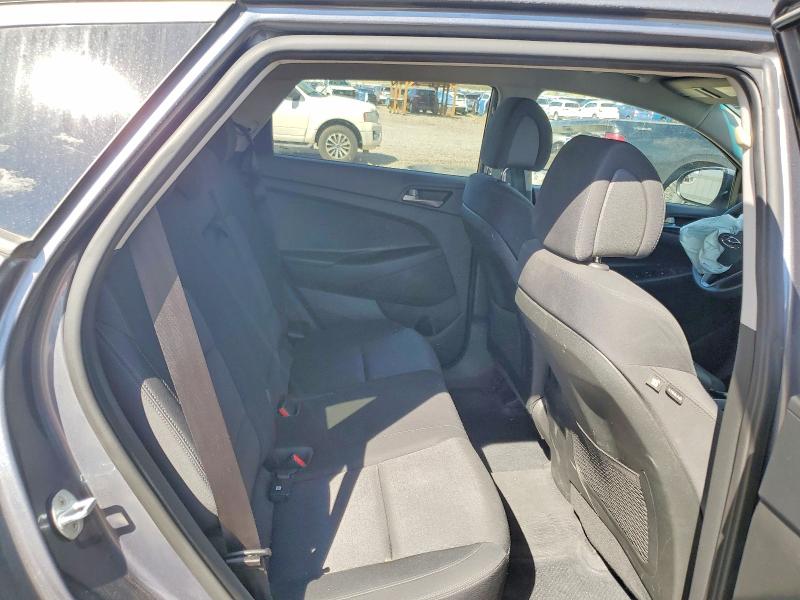 Photo 10 from auction – 2017 HYUNDAI TUCSON with VIN KM8J3CA42HU412306