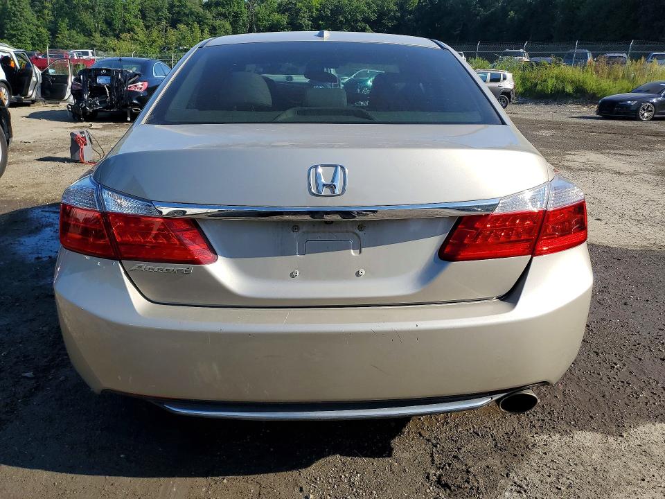 Снимка 6 от търг – 2014 HONDA ACCORD с VIN 1HGCR2F83EA053337