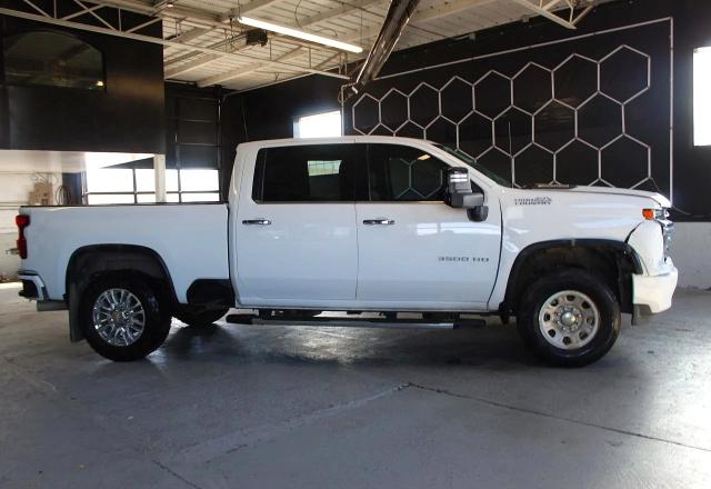 Photo 3 from auction – 2021 CHEVROLET SILVERADO with VIN 1GC4YVEY4MF217477