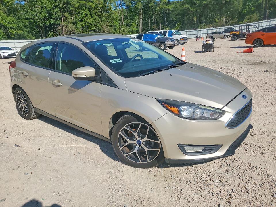 Photo 4 from auction – 2017 FORD FOCUS with VIN 1FADP3M24HL345526