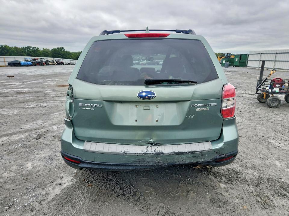 Снимка 6 от търг – 2016 SUBARU FORESTER с VIN JF2SJADC6GH557668