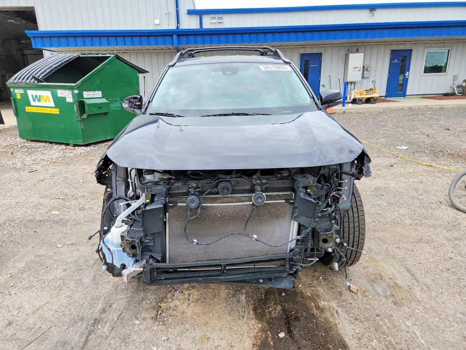 Photo 5 from auction – 2023 TOYOTA RAV4 with VIN 2T3UWRFVXPW178995