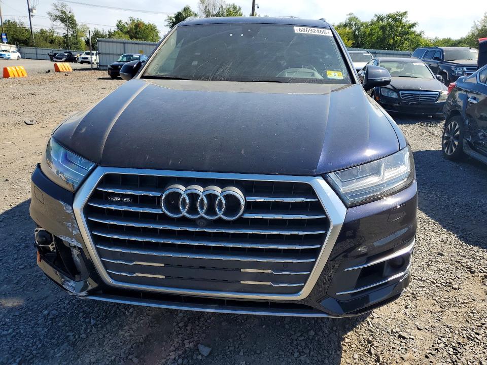 Photo 5 from auction – 2017 AUDI Q7 with VIN WA1VABF75HD055299