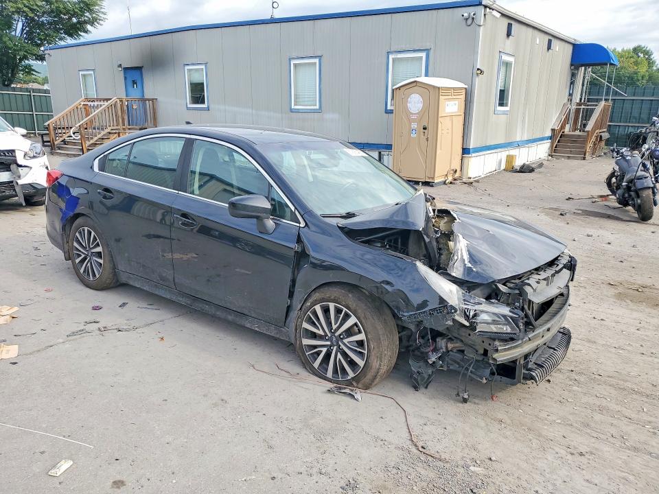 Photo 4 from auction – 2019 SUBARU LEGACY with VIN 4S3BNAF67K3041609