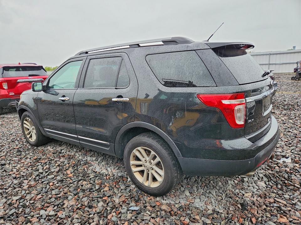 Снимка 2 от търг – 2013 FORD EXPLORER с VIN 1FM5K8D88DGB84384