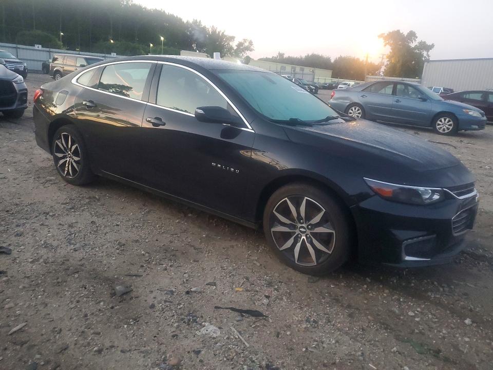 Photo 4 from auction – 2018 CHEVROLET MALIBU with VIN 1G1ZD5ST9JF282145