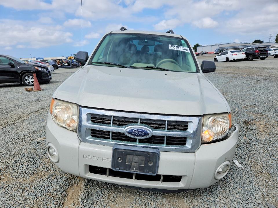 Photo 5 from auction – 2008 FORD ESCAPE with VIN 1FMCU93128KD06252