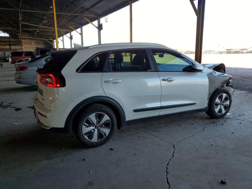 Photo 3 from auction – 2019 KIA NIRO with VIN KNDCB3LC7K5219980