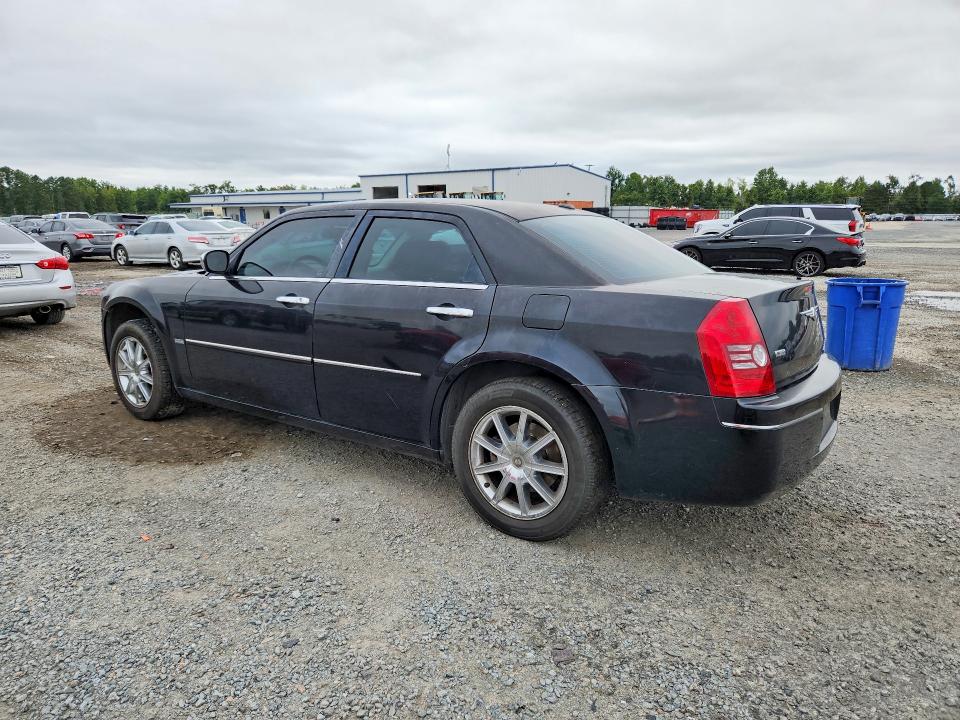 Foto 2 de la subasta – 2010 CHRYSLER 300 con VIN 2C3CK5CV2AH147725