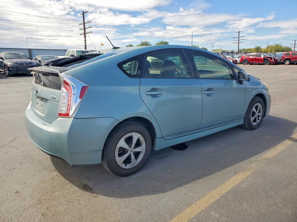 Фото 3 с аукциона – 2013 TOYOTA PRIUS с VIN JTDKN3DU0D1701582