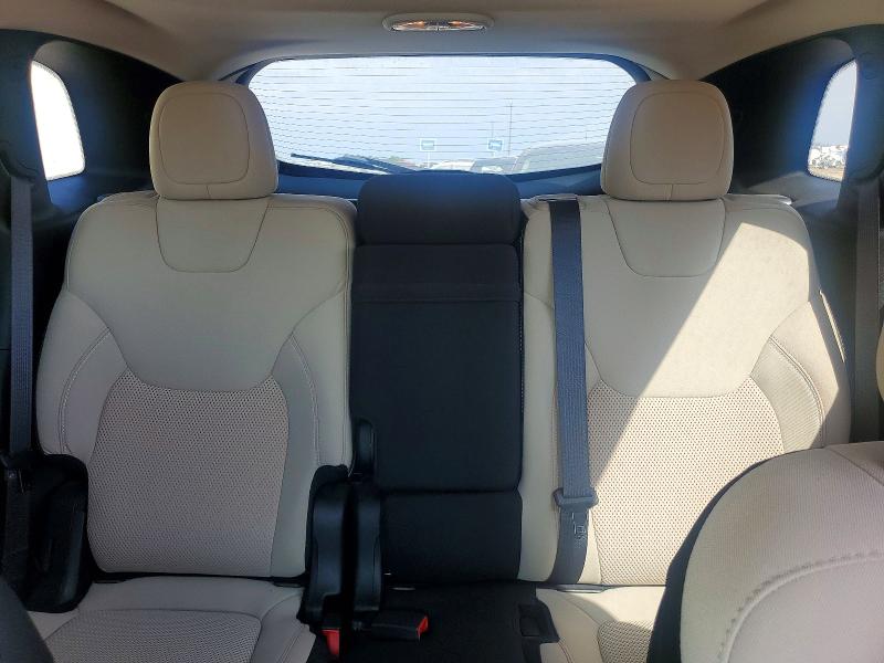 Снимка 10 от търг – 2016 JEEP CHEROKEE с VIN 1C4PJLCB7GW293574