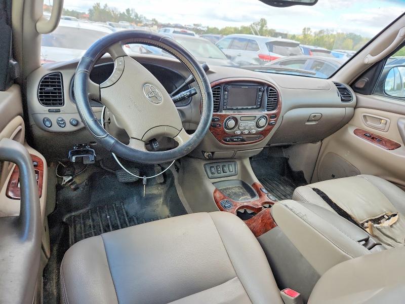 Photo 8 from auction – 2005 TOYOTA SEQUOIA with VIN 5TDBT48A45S256179
